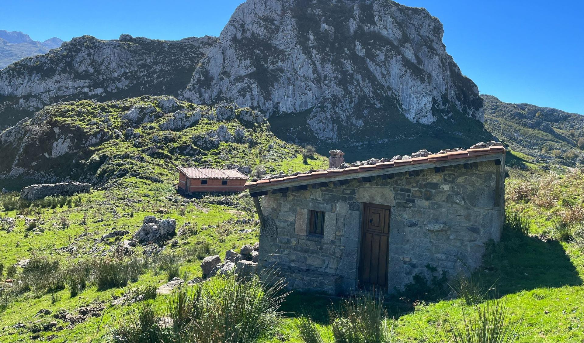 A hut in the spanish mountains
